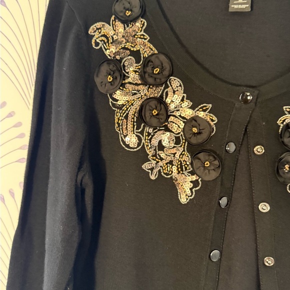 White House Black Market Black Embellished Cardigan Womens size medium - Picture 3 of 4